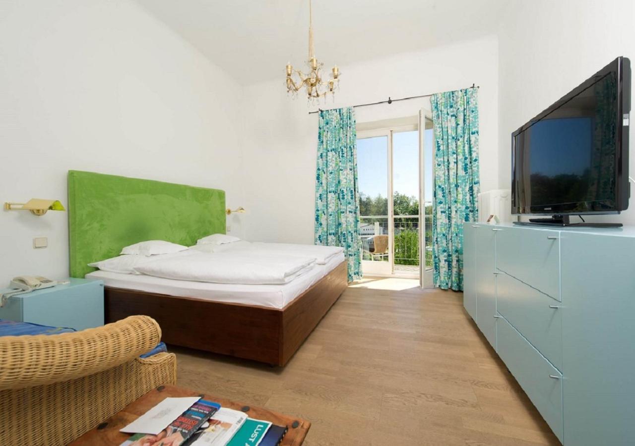 Seehotel Hubertushof Velden am Wörthersee Екстериор снимка