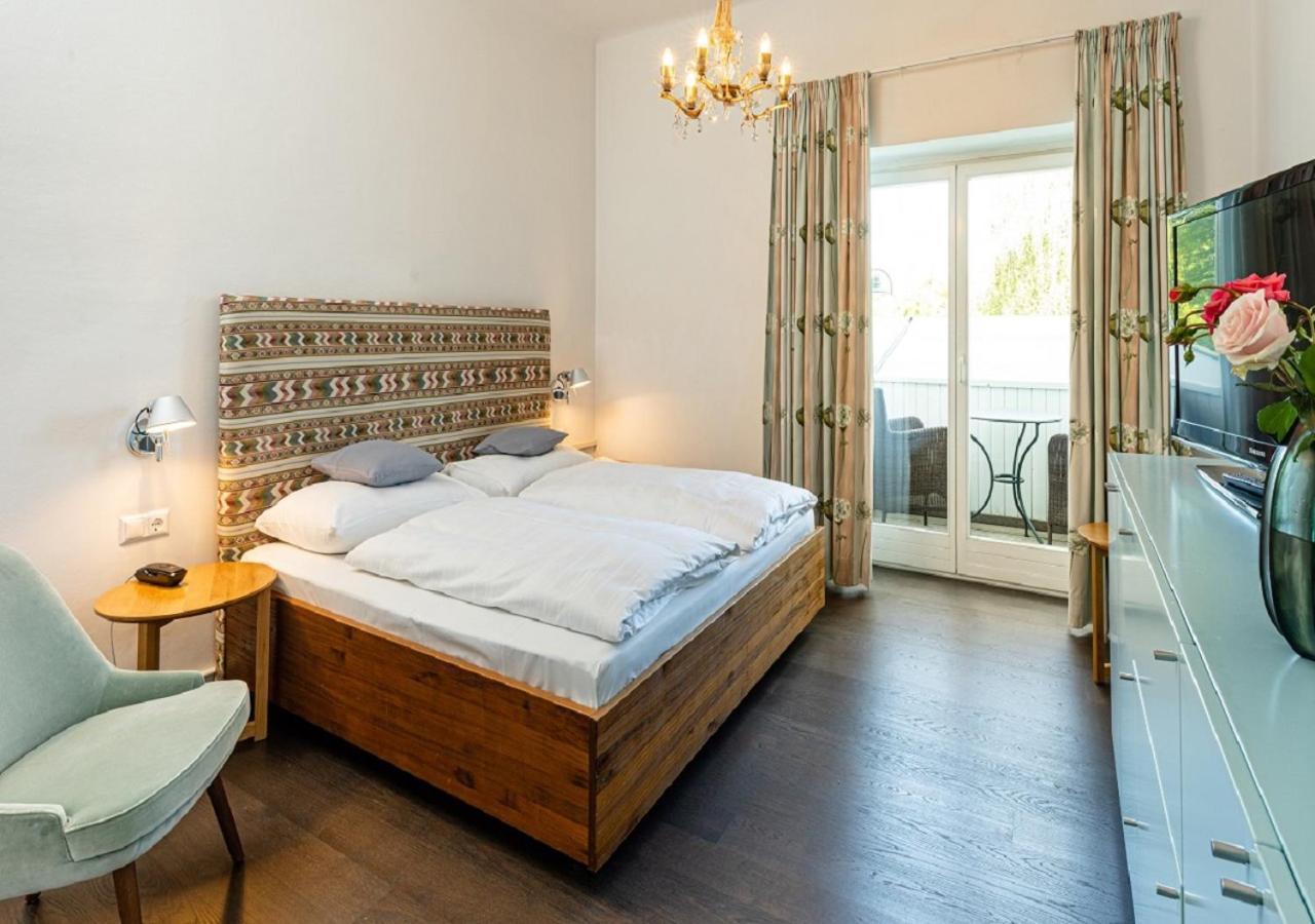 Seehotel Hubertushof Velden am Wörthersee Екстериор снимка